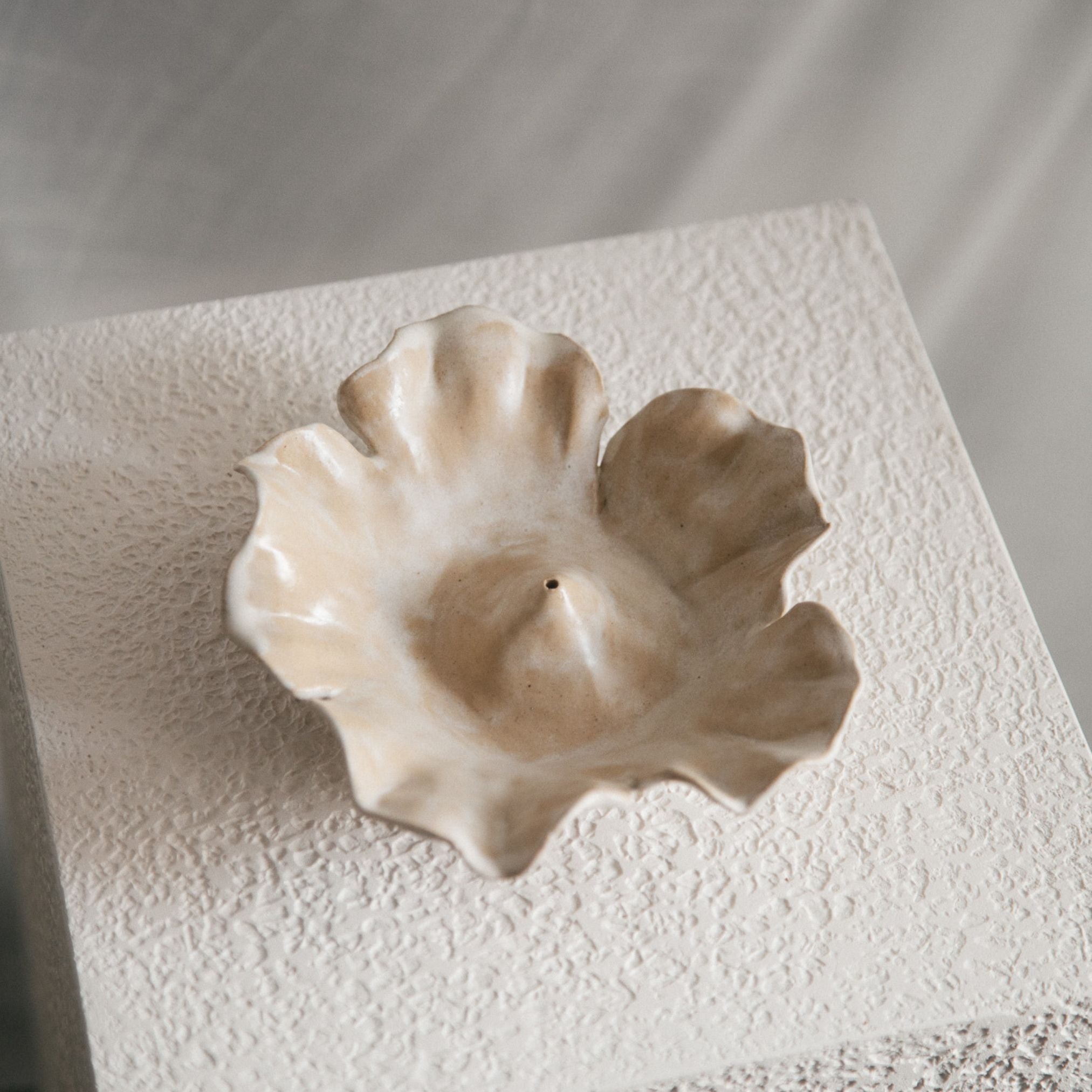 Bloom Incense Holder - Ivory