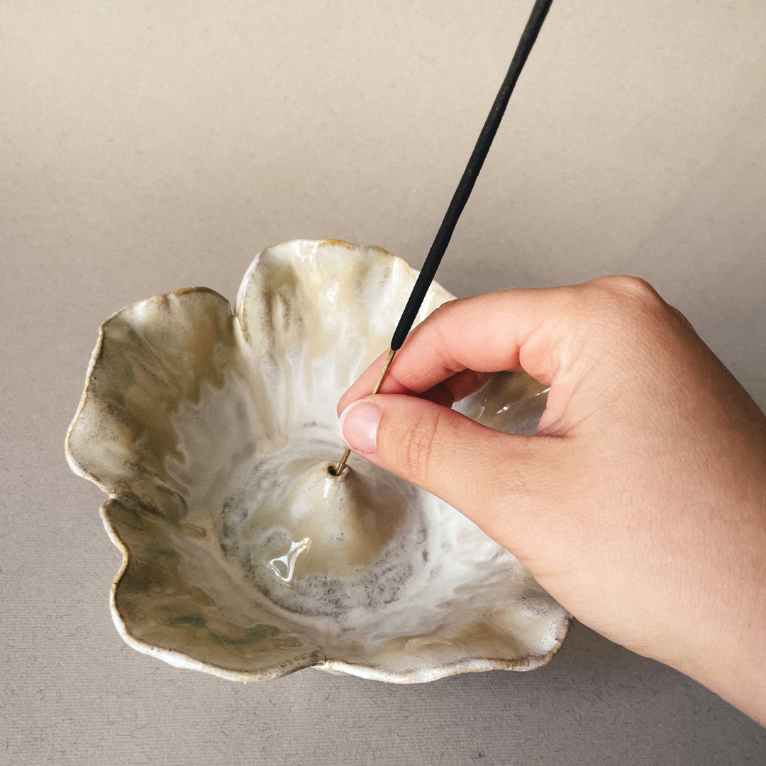 Bloom Incense Holder - Oyster