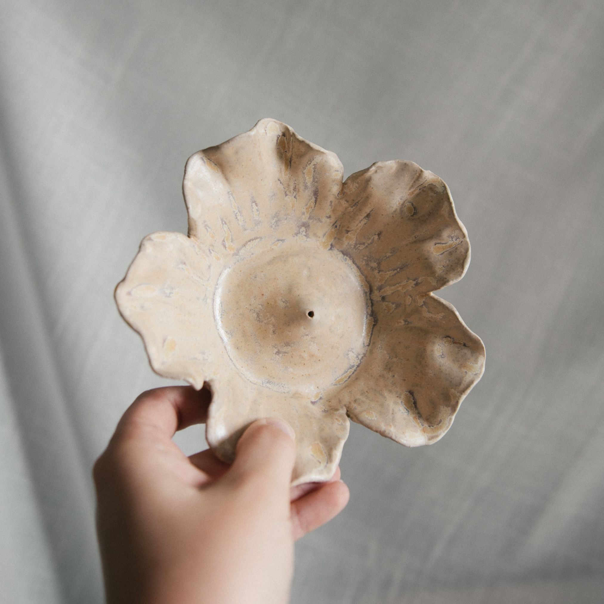 Bloom Incense Holder - Sandstone