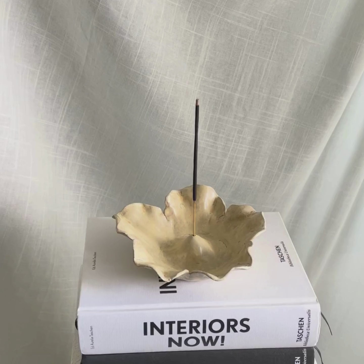 Bloom Incense Holder - Sandstone